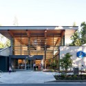 Vancouver Island Regional Library / Low Hammond Rowe Architects Vancouver Island Regional Library / Low Hammond Rowe Architects © Sama Jim Canzian