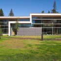 Vancouver Island Regional Library / Low Hammond Rowe Architects Vancouver Island Regional Library / Low Hammond Rowe Architects © Sama Jim Canzian