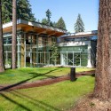 Vancouver Island Regional Library / Low Hammond Rowe Architects Vancouver Island Regional Library / Low Hammond Rowe Architects © Sama Jim Canzian