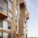 Puukuokka Housing Block  / OOPEAA © Mikko Auerniitty