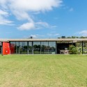 Vivienda Suburbana / Roberto Benito Vivienda Suburbana / Roberto Benito © Gonzalo Viramonte