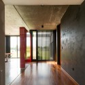 Vivienda Suburbana / Roberto Benito Vivienda Suburbana / Roberto Benito © Gonzalo Viramonte