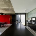 Vivienda Suburbana / Roberto Benito Vivienda Suburbana / Roberto Benito © Gonzalo Viramonte