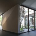 Casa Guadarrama / Mayer Hasbani Casa Guadarrama / Mayer Hasbani © Paul Czitrom
