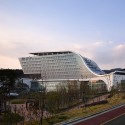 Korea Gas Corporation Headquarters / Samoo Architects & Engineers © Young Chae Park