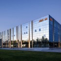 Aimer Fashion Factory / Crossboundaries Architects Aimer Fashion Factory / Crossboundaries Architects © Zhi Xia
