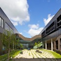 Anne de Bretagne Secondary School / Philippe Gazeau Anne de Bretagne Secondary School / Philippe Gazeau © Philippe Ruault