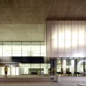 La Florida Metropolitan Hospital Clinic / BBATS Consulting & Projects SLP + MURTINHO+RABY arquitectos La Florida Metropolitan Hospital Clinic / BBATS Consulting & Projects SLP + MURTINHO+RABY arquitectos © Nico Saieh