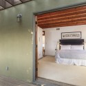 Princeton St. Bungalow / Ruben S. Ojeda Architects + Koning Eizenberg Architecture Princeton St. Bungalow / Ruben S. Ojeda Architects + Koning Eizenberg Architecture © Shawn Bishop
