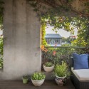 Princeton St. Bungalow / Ruben S. Ojeda Architects + Koning Eizenberg Architecture Princeton St. Bungalow / Ruben S. Ojeda Architects + Koning Eizenberg Architecture © Shawn Bishop