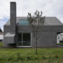 27 Dwelling in Sete Cidades / Eduardo Souto de Moura + Adriano Pimenta 27 Dwelling in Sete Cidades / Eduardo Souto de Moura + Adriano Pimenta © Luís Ferreira Alves