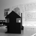 27 Dwelling in Sete Cidades / Eduardo Souto de Moura + Adriano Pimenta 27 Dwelling in Sete Cidades / Eduardo Souto de Moura + Adriano Pimenta Model. Image