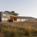 Valley House / Philip M Dingemanse © Luke Hesketh