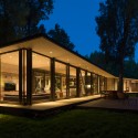 House in Lake Villarrica / Planmaestro House in Lake Villarrica / Planmaestro © Mathias Jacob