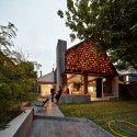 Local House / MAKE architecture Local House / MAKE architecture © Peter Bennetts