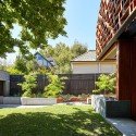 Local House / MAKE architecture Local House / MAKE architecture © Peter Bennetts
