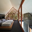Local House / MAKE architecture Local House / MAKE architecture © Peter Bennetts
