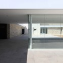 Patio Refurbishment in Santibañez de Valcorba / Óscar Miguel Ares Álvarez Patio Refurbishment in Santibañez de Valcorba / Óscar Miguel Ares Álvarez © Jesús J. Ruiz Alonso