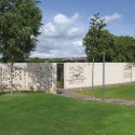 Maggies Lanarkshire / Reiach and Hall Architects Maggies Lanarkshire / Reiach and Hall Architects © David Grandorge