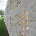 Maggies Lanarkshire / Reiach and Hall Architects Maggies Lanarkshire / Reiach and Hall Architects © David Grandorge