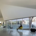 Media Library in Bourg-la-Reine / Pascale Guédot Architecte Media Library in Bourg-la-Reine / Pascale Guédot Architecte Courtesy of Pascale Guédot Architecte