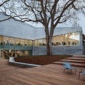 Media Library in Bourg-la-Reine / Pascale Guédot Architecte Media Library in Bourg-la-Reine / Pascale Guédot Architecte Courtesy of Pascale Guédot Architecte