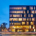 Tall Wood Building and Self-Supported Steel Structure Win RAIC's Innovation in Architecture Award Tall Wood Building and Self-Supported Steel Structure Win RAIC's Innovation in Architecture Award © Ema Peter