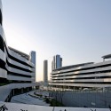 Liyuan Middle School  / Minax Architects © Su Shengliang