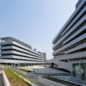 Liyuan Middle School  / Minax Architects © Su Shengliang