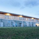Lac de Vioreau Leisure Center / Guinée et Potin Architects Lac de Vioreau Leisure Center / Guinée et Potin Architects © Nicolas Pineau