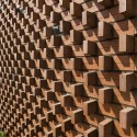 Aperture / Admun Design & Construction Studio © Parham Taghioff