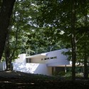 Green Woods House / Stelle Lomont Rouhani Architects © Matthew Carbone