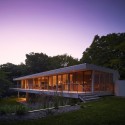 Green Woods House / Stelle Lomont Rouhani Architects © Matthew Carbone