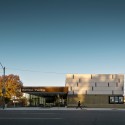 Hattiloo Theatre / archimania Hattiloo Theatre / archimania © Hank Mardukas Photography