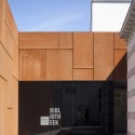 City Library Bruges / Studio Farris Architects City Library Bruges / Studio Farris Architects © Tim Van de Velde