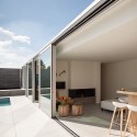 Poolhouse MRT / Steven Vandenborre Architects © Tim Van de Velde