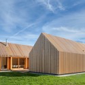 Timber House / KÜHNLEIN Architektur Timber House / KÜHNLEIN Architektur Courtesy of KÜHNLEIN Architektur