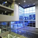 New Downtown Santiago Inacap Campus / Estudio Larrain New Downtown Santiago Inacap Campus / Estudio Larrain © Guy Wenborne