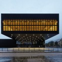 Innsbruck Trade Fair A / ARGE CNBZ Architects Innsbruck Trade Fair A / ARGE CNBZ Architects © Hanspeter Schiess