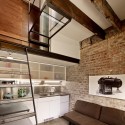 Brick House / Christi Azevedo © Cesar Rubio