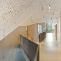 Ensemble Pastoral Catholique / Atelier d'Architecture Brenac-Gonzalez Ensemble Pastoral Catholique / Atelier d'Architecture Brenac-Gonzalez © Sergio Grazia
