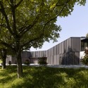 Library, Game Library & Municipality Administration in Spiez / bauzeit architekten © Yves André