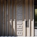 Library, Game Library & Municipality Administration in Spiez / bauzeit architekten © Yves André
