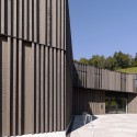 Library, Game Library & Municipality Administration in Spiez / bauzeit architekten © Yves André