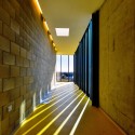 Haydon School Activity Hall / Nick Baker Architects Haydon School Activity Hall / Nick Baker Architects © Hamish Park