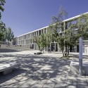 Centro de Atención al Vecino / Gubbins Arquitectos, Polidura + Talhouk Arquitectos Centro de Atención al Vecino / Gubbins Arquitectos, Polidura + Talhouk Arquitectos © Aryeh Kornfeld