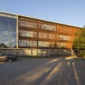 Centro de Atención al Vecino / Gubbins Arquitectos, Polidura + Talhouk Arquitectos Centro de Atención al Vecino / Gubbins Arquitectos, Polidura + Talhouk Arquitectos Courtesy of Gubbins Arquitectos