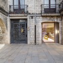 New Arquia Banca Office in Girona / Javier de las Heras Solé New Arquia Banca Office in Girona / Javier de las Heras Solé © Adrià Goula