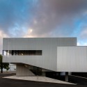 Sanwell Office Building / Braham Architects Sanwell Office Building / Braham Architects © Ben Price