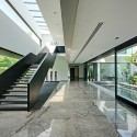 Three Trees House / DADA & Partners Three Trees House / DADA & Partners © Ranjan Sharma / Lightzone India
